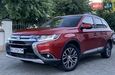 Mitsubishi Outlander 2015