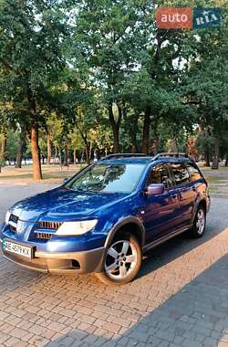 Mitsubishi Outlander  2006
