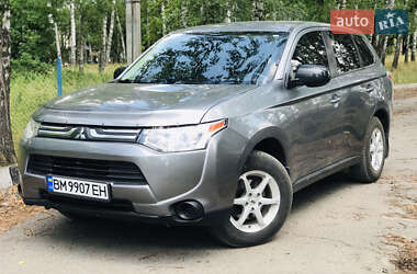 Mitsubishi Outlander  2013
