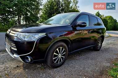 Mitsubishi Outlander  2014
