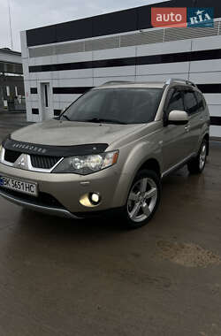 Mitsubishi Outlander  2008
