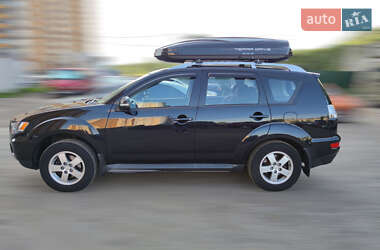 Mitsubishi Outlander 2010