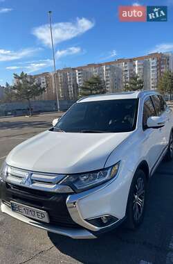 Mitsubishi Outlander  2017