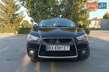 Mitsubishi Outlander  2010