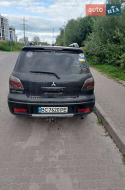 Mitsubishi Outlander  2008