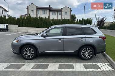 Mitsubishi Outlander  2017