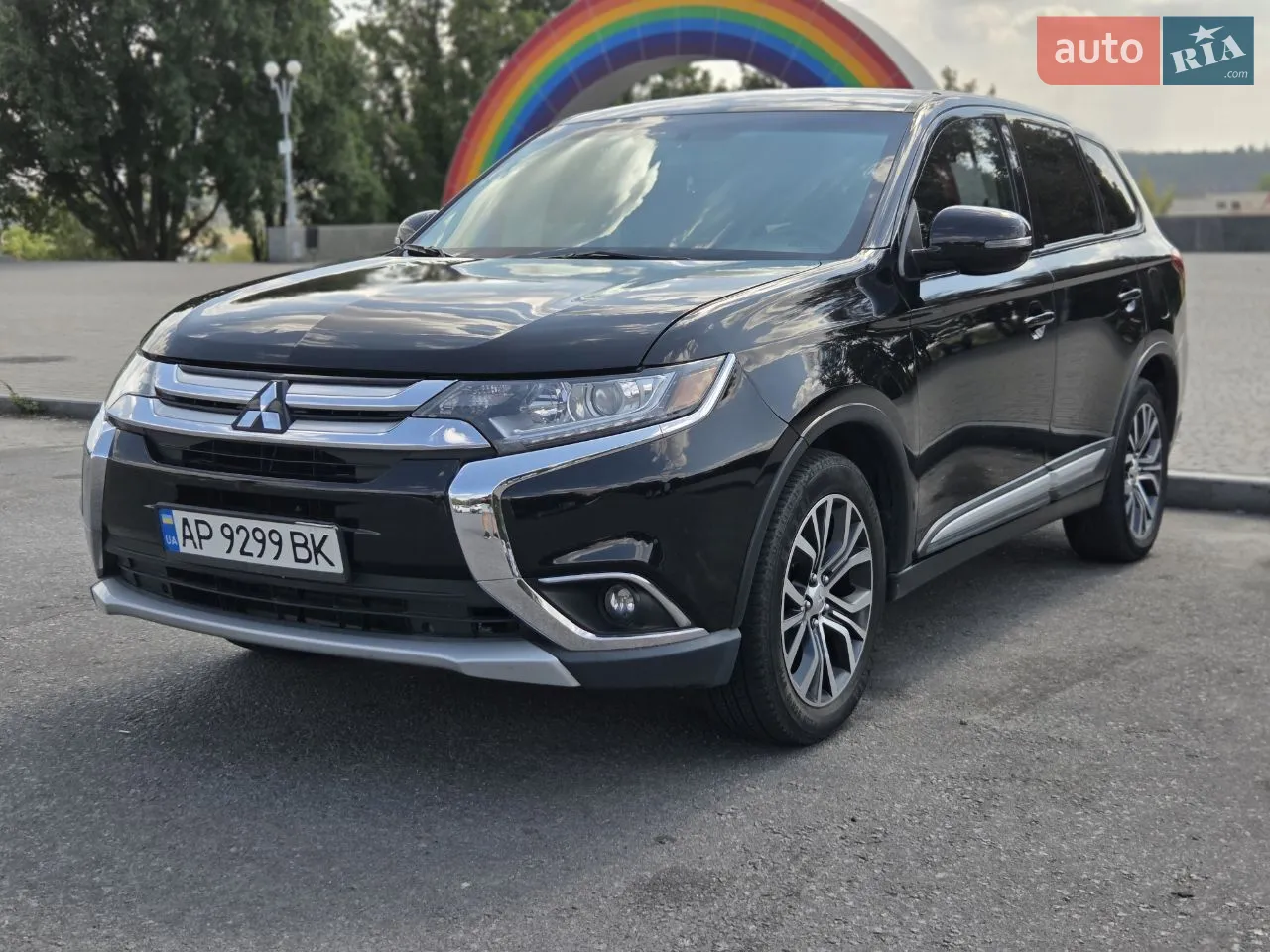 2017 Mitsubishi Outlander - мініатюра 4