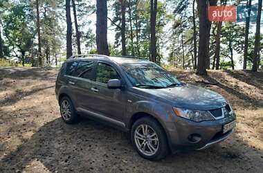 Mitsubishi Outlander  2008