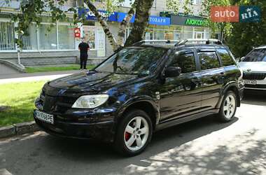 Mitsubishi Outlander  2008