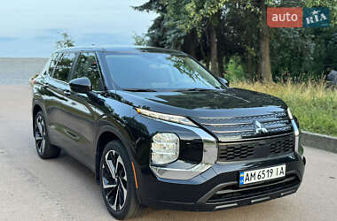 Mitsubishi Outlander 2022
