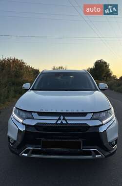 Mitsubishi Outlander 2019