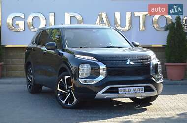 Mitsubishi Outlander 2021