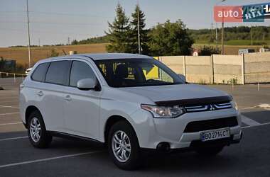 Mitsubishi Outlander  2013