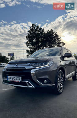 Mitsubishi Outlander 2018