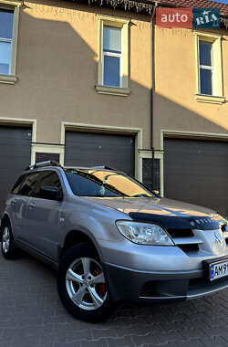Mitsubishi Outlander 2005