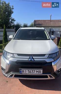 Mitsubishi Outlander  2018