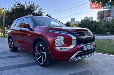 Mitsubishi Outlander  2023