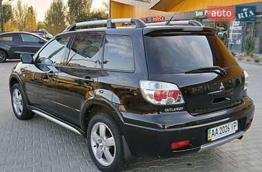 Mitsubishi Outlander  2007