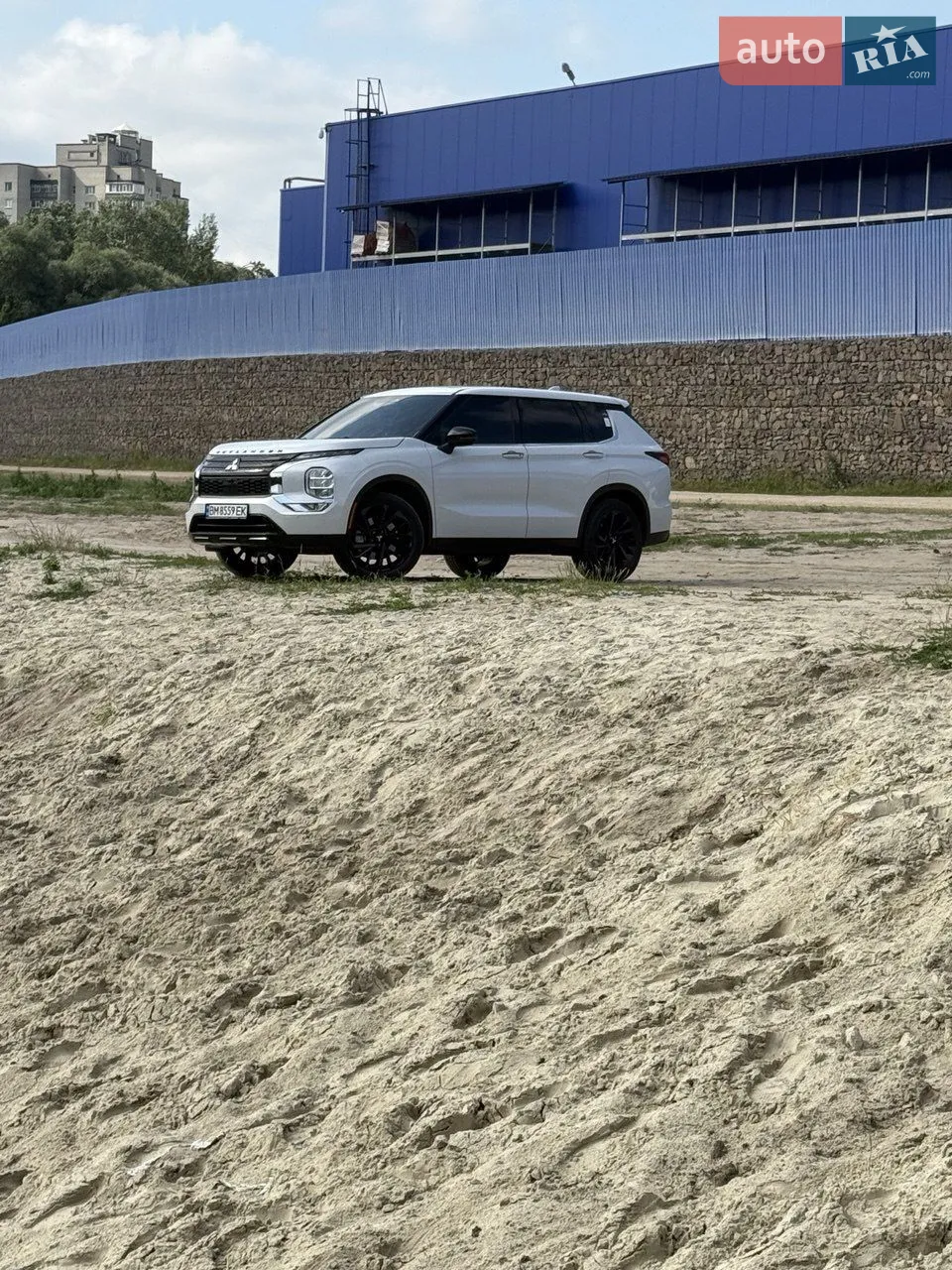 2022 Mitsubishi Outlander - мініатюра 2