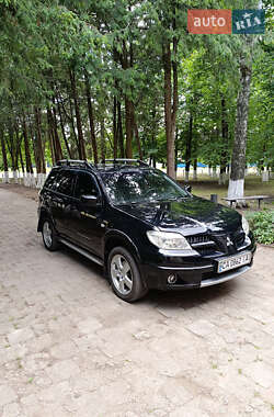 Mitsubishi Outlander  2007
