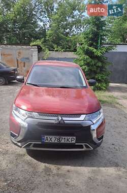 Mitsubishi Outlander  2018