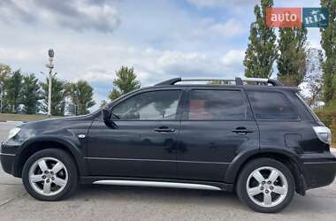 Mitsubishi Outlander  2006