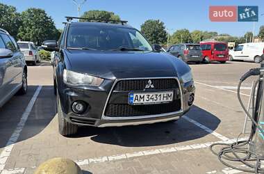 Mitsubishi Outlander  2009