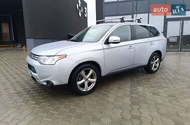 Mitsubishi Outlander  2013