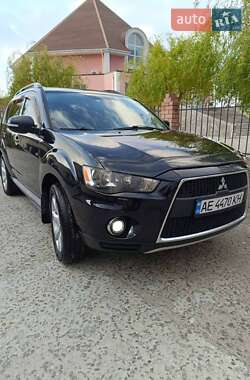 Mitsubishi Outlander 2011