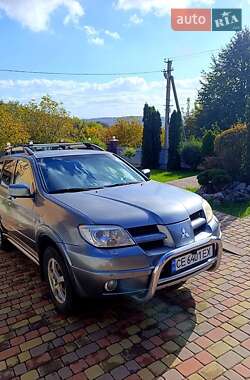 Mitsubishi Outlander  2006