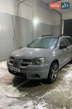 Mitsubishi Outlander  2006