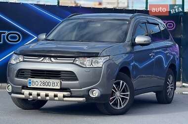 Mitsubishi Outlander  2013
