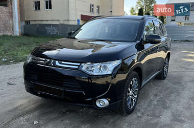 Mitsubishi Outlander  2013