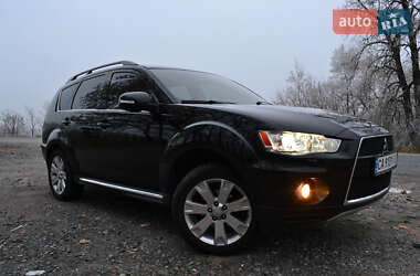 Mitsubishi Outlander  2010