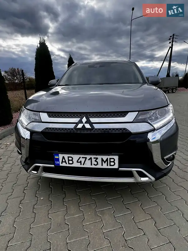 Mitsubishi Outlander 2020