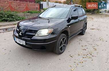 Mitsubishi Outlander  2004