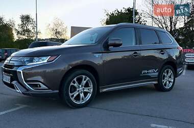 Mitsubishi Outlander  2018