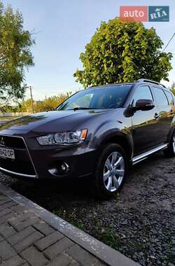 Mitsubishi Outlander 2010