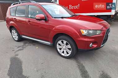 Mitsubishi Outlander  2010