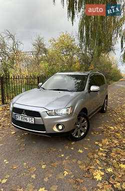 Mitsubishi Outlander  2009