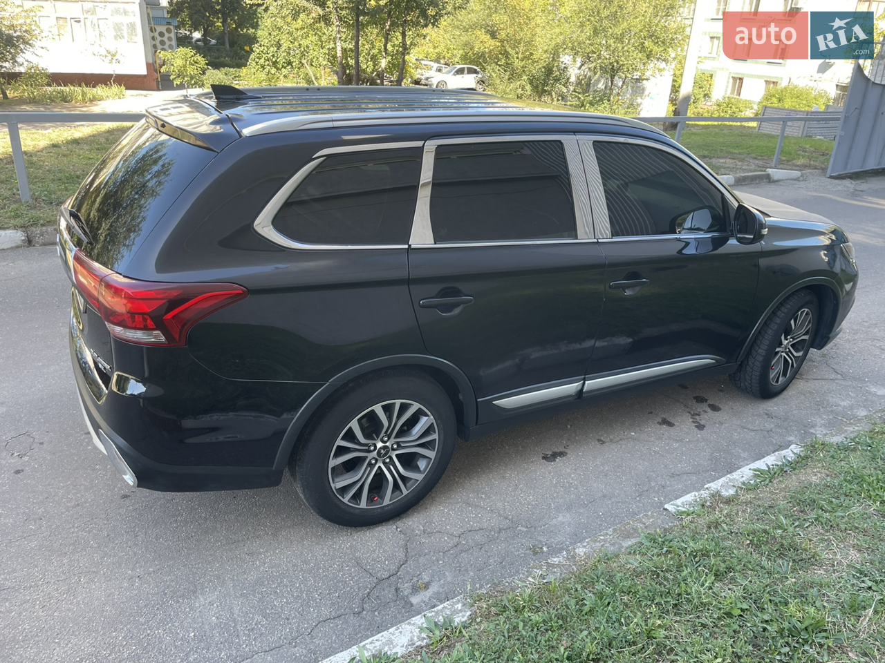 2017 Mitsubishi Outlander - мініатюра 5
