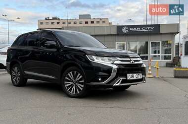 Mitsubishi Outlander 2019