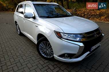Mitsubishi Outlander 2018