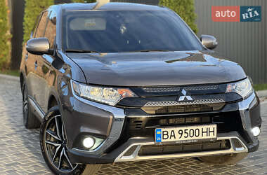 Mitsubishi Outlander 2020