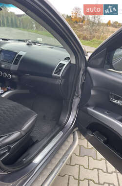 Mitsubishi Outlander 2007