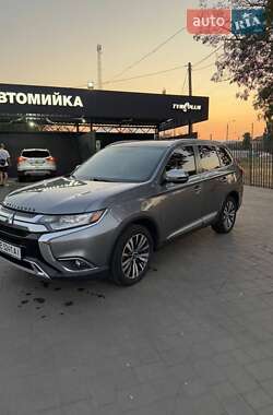Mitsubishi Outlander 2019