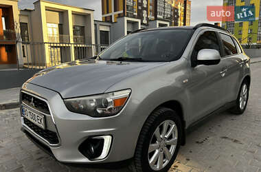 Mitsubishi Outlander 2015