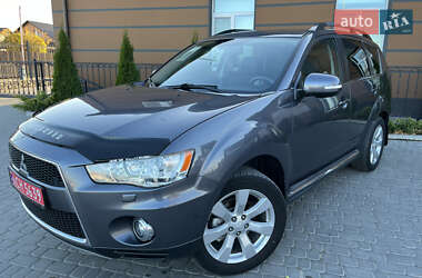 Mitsubishi Outlander 2012