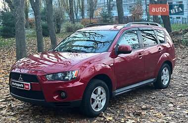 Mitsubishi Outlander 2010