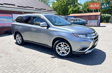 Mitsubishi Outlander  2013